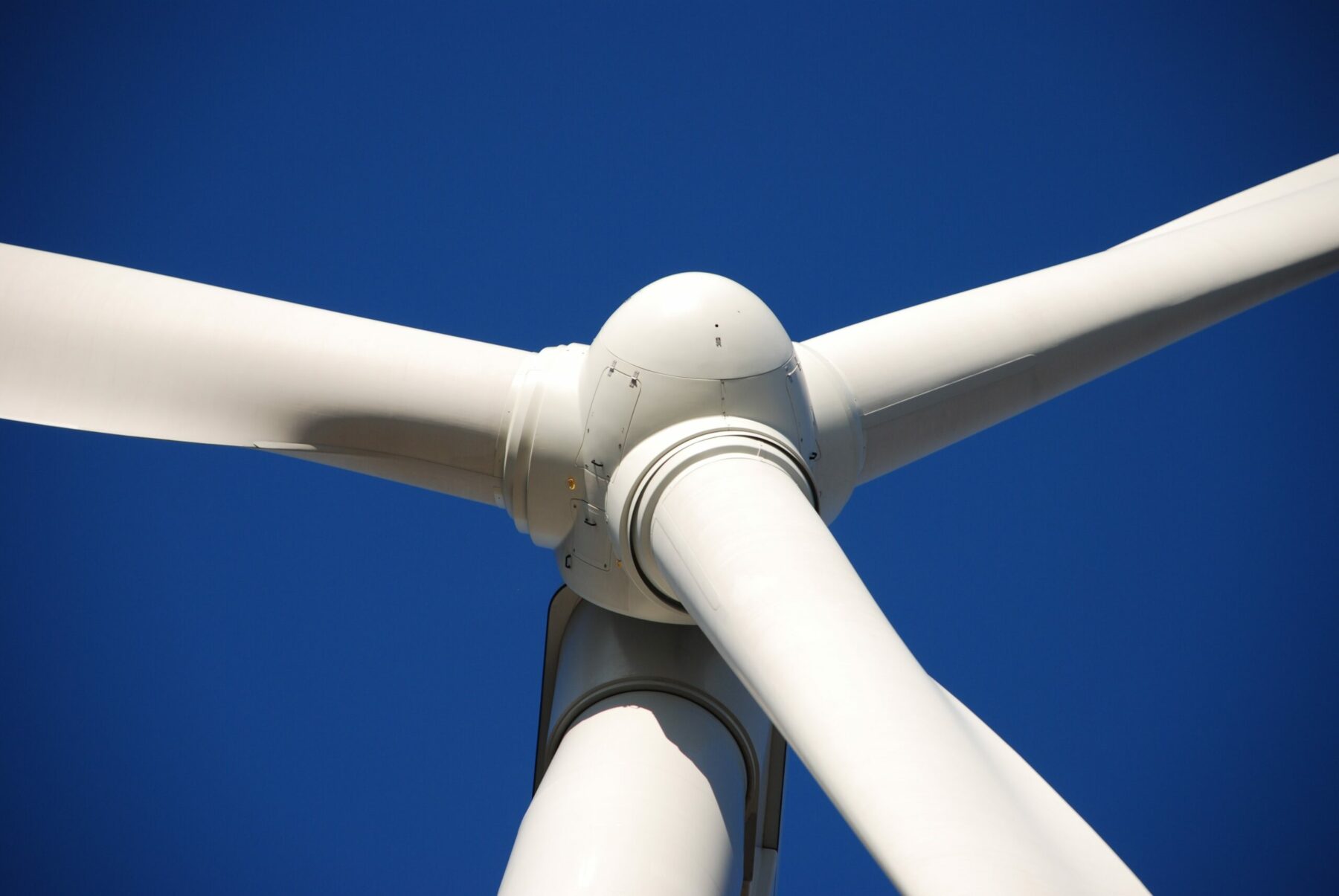 Aerospace Composite Materials, The Ideal Fit In The Construction Of Wind Turbine Blades